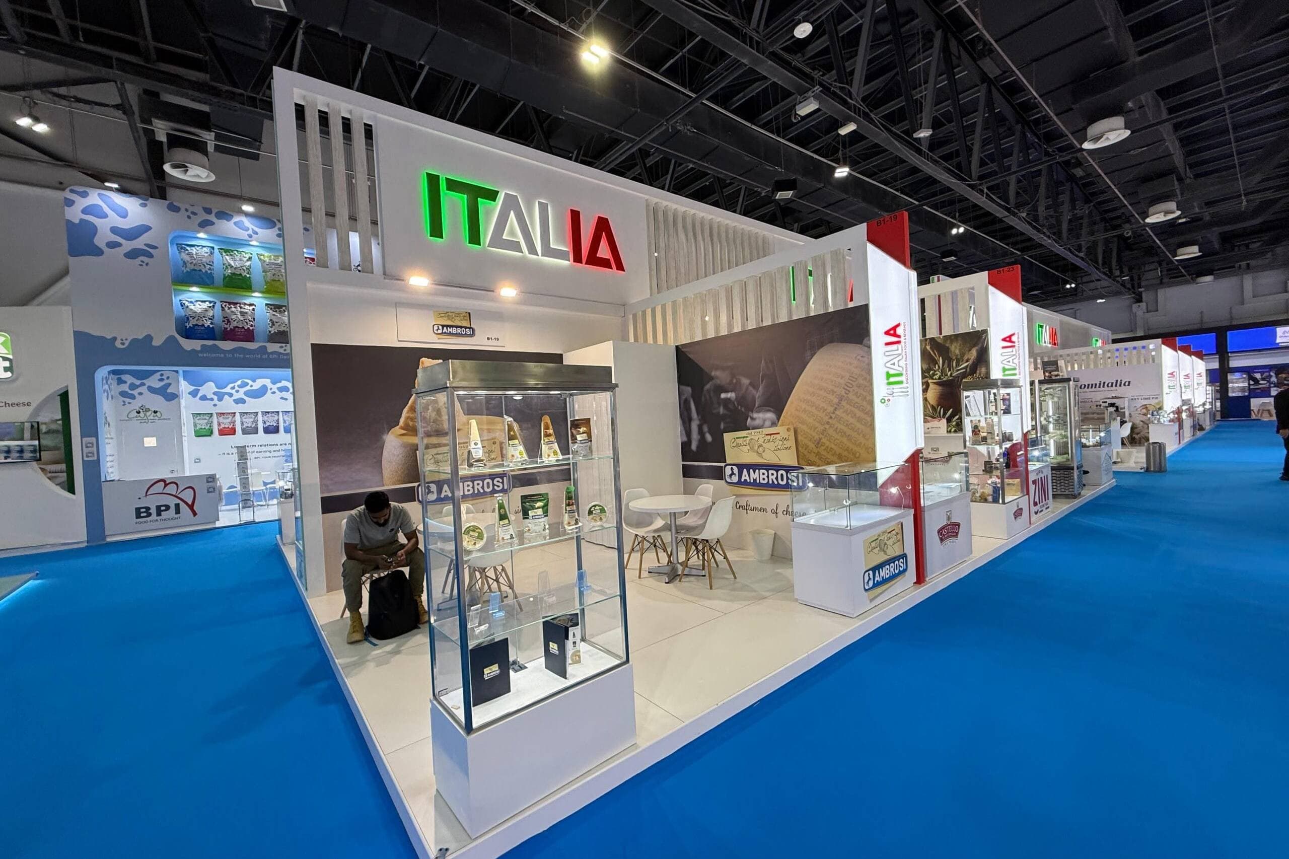 Furniture & Display Rentals for Trade Shows — Snap Exhibitions